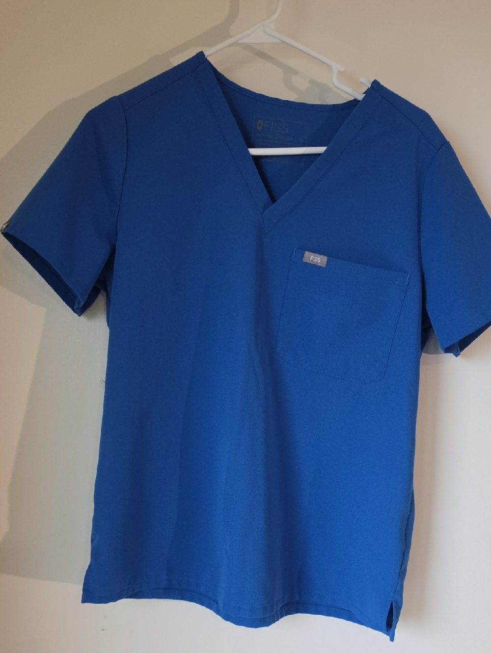 Figs Women’s V-Neck Scrub Top in Royal Blue
